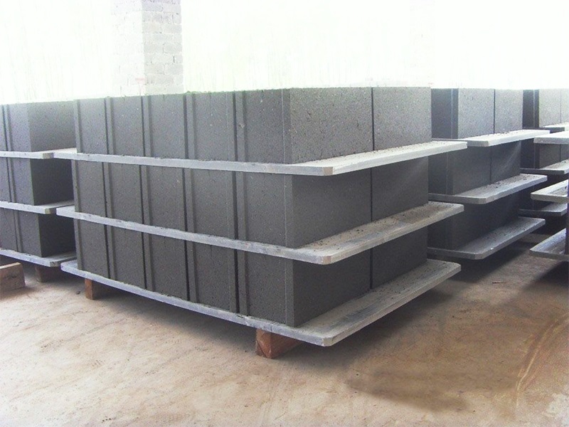 免燒磚托板容易斷